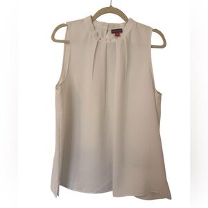 NWOT Vince Camuto White Sleeveless Blouse in Size L